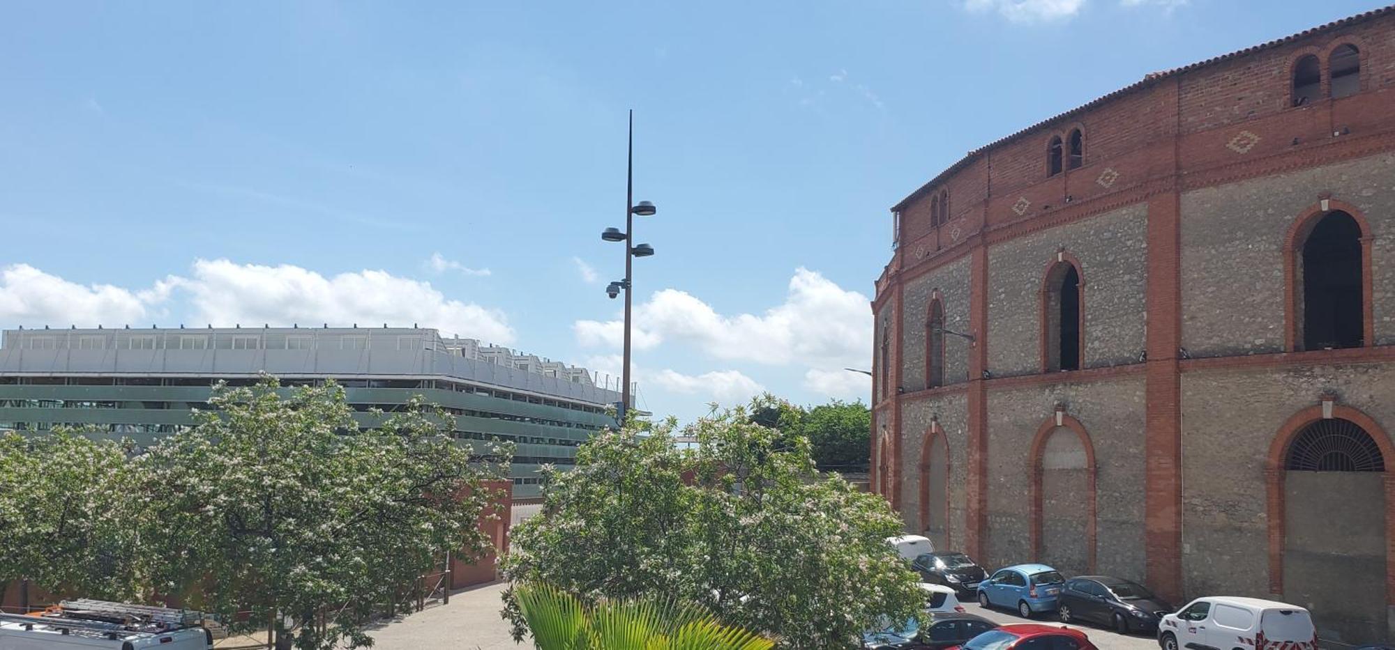 Les Arenes Wi-Fi Climatisation Jardin Netflix 10 Mn Coeur De Ville Béziers Extérieur photo